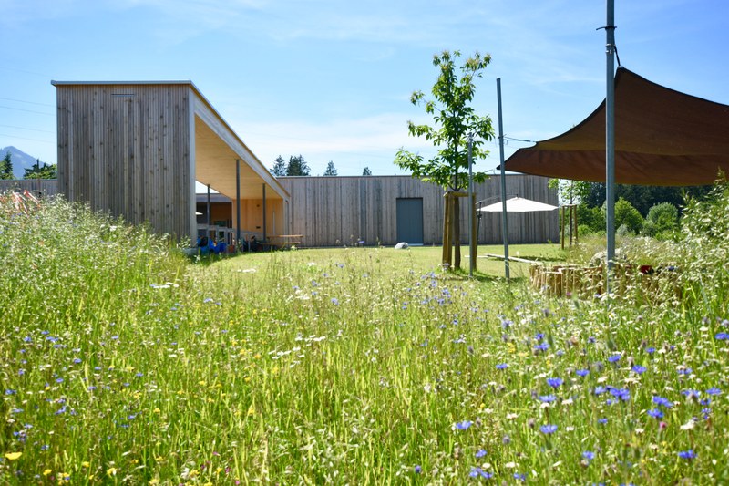 Kindergarten + Kleinkindbetreuung Göfis-Hofen, Pavillions in Leichtbauweise