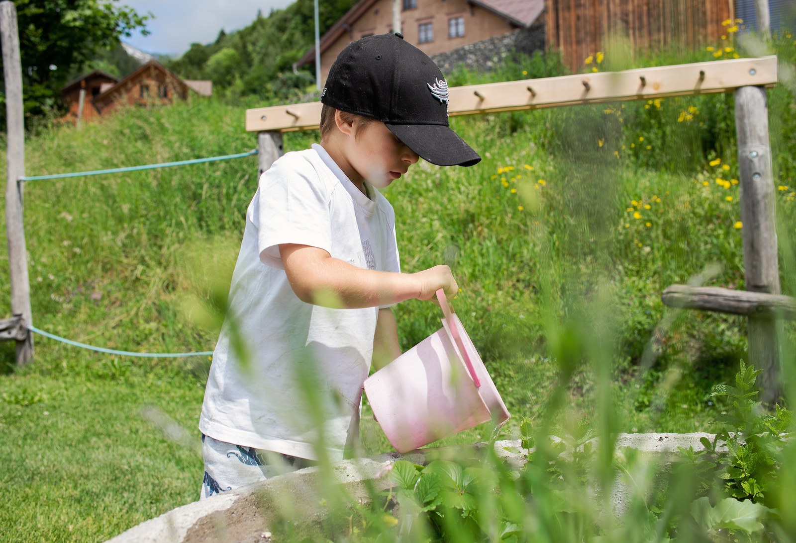 Umwelt- und Klimaschutz sind wichtige Bestandteile im Unterrichtsplan der Umweltzeichen- und Biosphärenpark-Schulen im Großen Walsertal. Markus Gmeiner