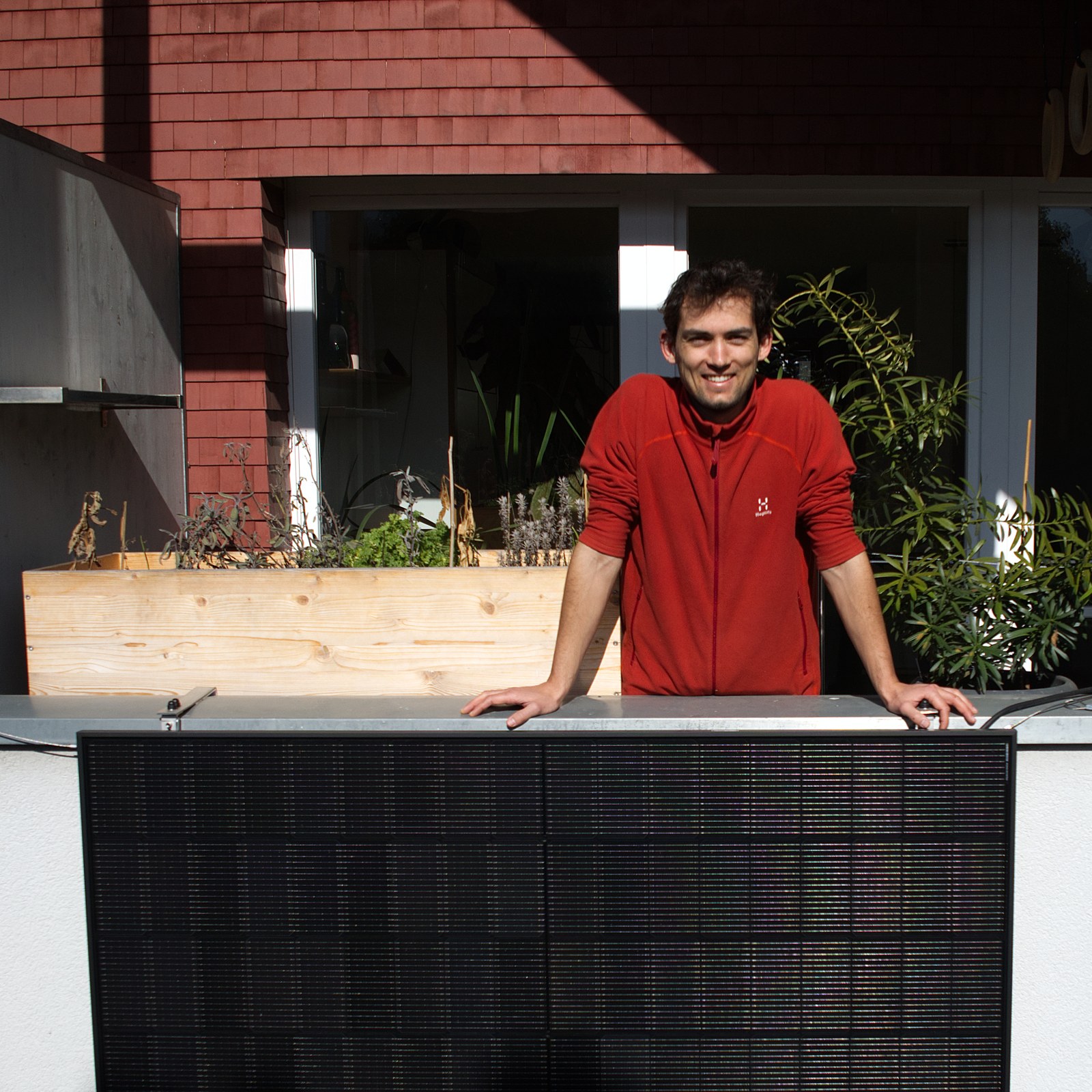 Balkonkraftwerk_fheu_DJI_0694_bearbeitet.jpg Energieinstitut Vorarlberg