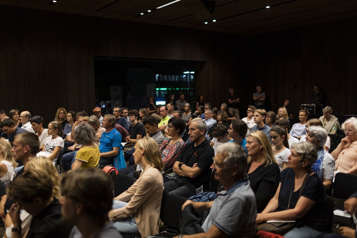 Alexander Abbrederis, Kriemhild Büchel-Kapeller, Katharina Lins, Harald Welzer bei der Energie Lounge 2018. Bildnachweis Darko Todorovic.