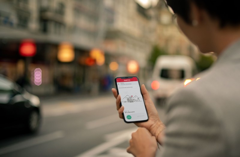 Mit dem FAIRTIQ VMOBIL Wochenticket entspannt zur Arbeit fahren!